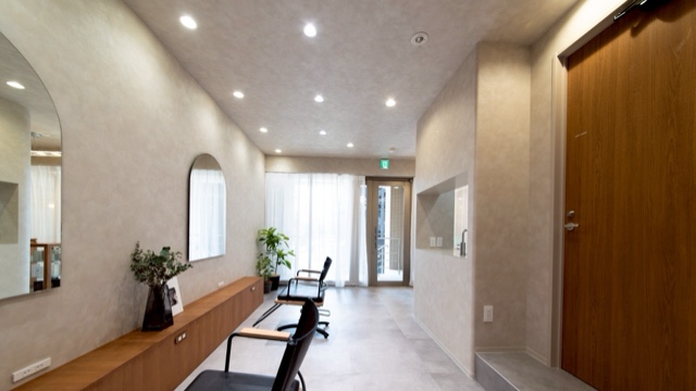 岩本　亮祐のサロン