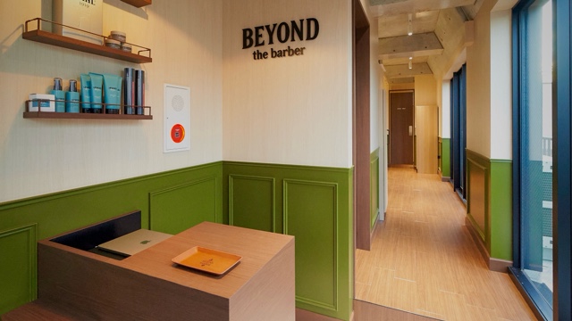 beyond the barberのサロン