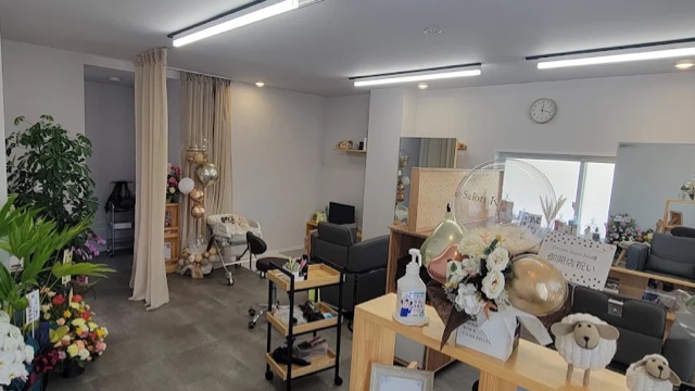 小池杏理のサロン