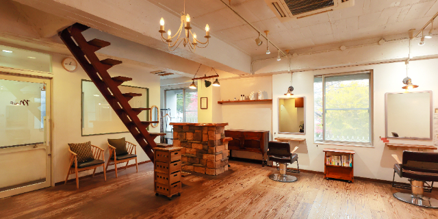 小牧 健太のサロン